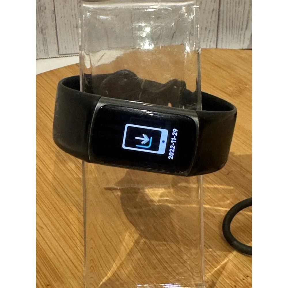 FitBit Charge 5 Advanced Fitness Health Tracker Graphite Stainless Steel